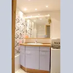 Διαμέρισμα 70 M² + Terrasse Châtel