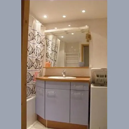 70 M² + Terrasse 아파트